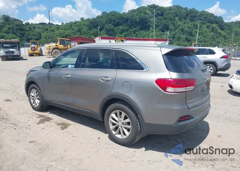 2017 Kia Sorento 2.4L Lx z USA, uszkodzony, nr VIN 5XYPG4A33HG191803